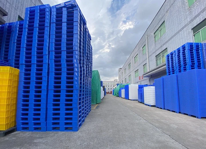 Pallet nhựa dùng để làm gì